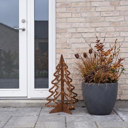 Julgran i cortenstål
