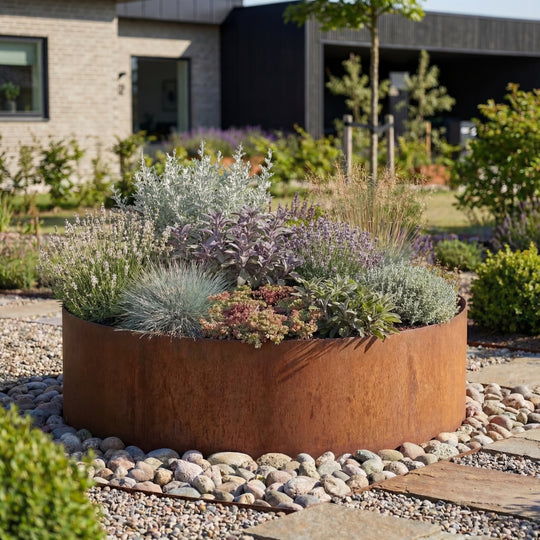 Måttbeställning: Rund rabattkant i 3 mm cortenstål