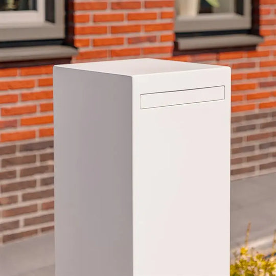 Brevlåda lackerad stål - minimalistisk modell