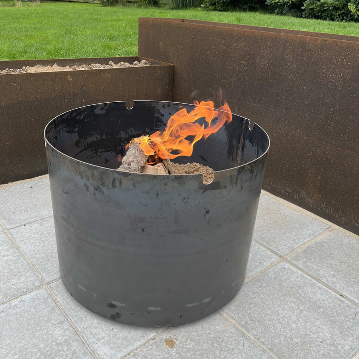 Eldstad i cortenstål